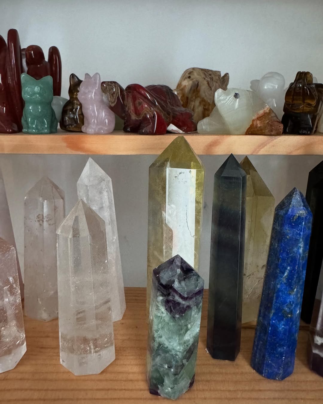 Конусні статуетки з натуральних каменів — Енергетика та краса в кожній деталі Конусні статуетки з натуральних каменів — Енергетика та краса в кожній деталі