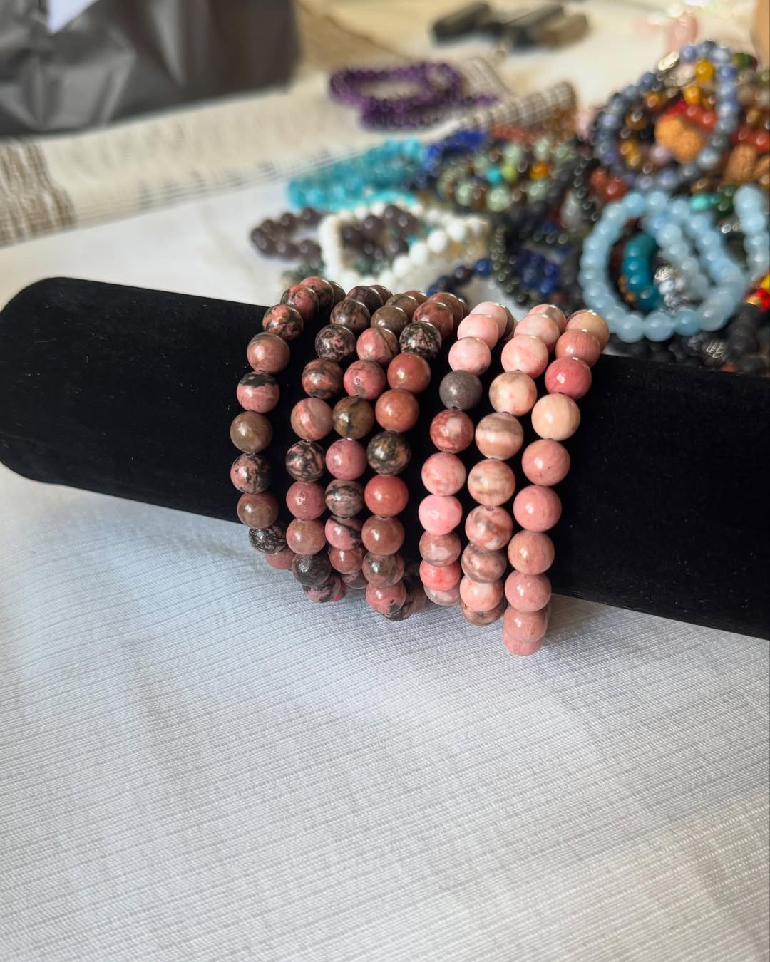 Браслети з натуральних каменів Браслети з натуральних каменів