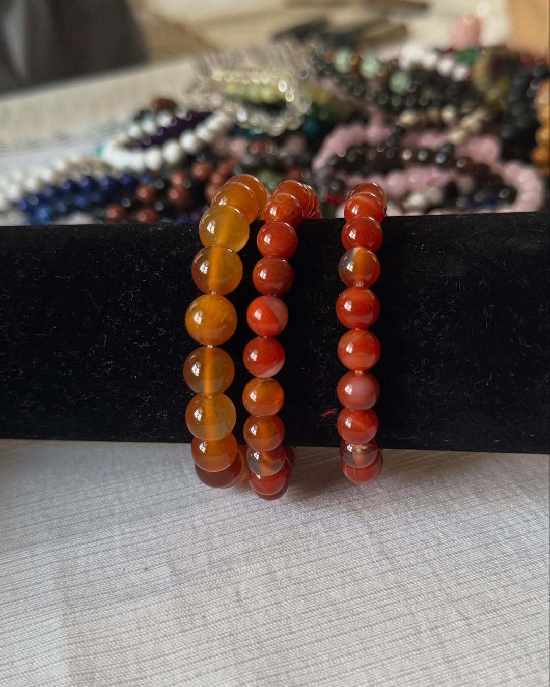 Браслети з натуральних каменів Браслети з натуральних каменів