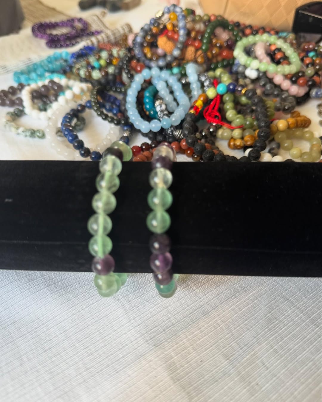 Браслети з натуральних каменів Браслети з натуральних каменів