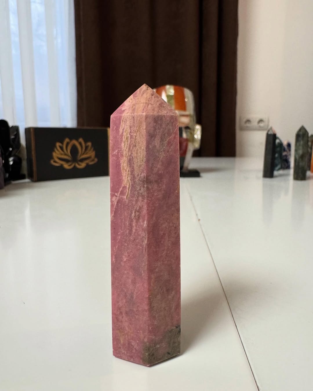 Конус з родоніту Конус з родоніту