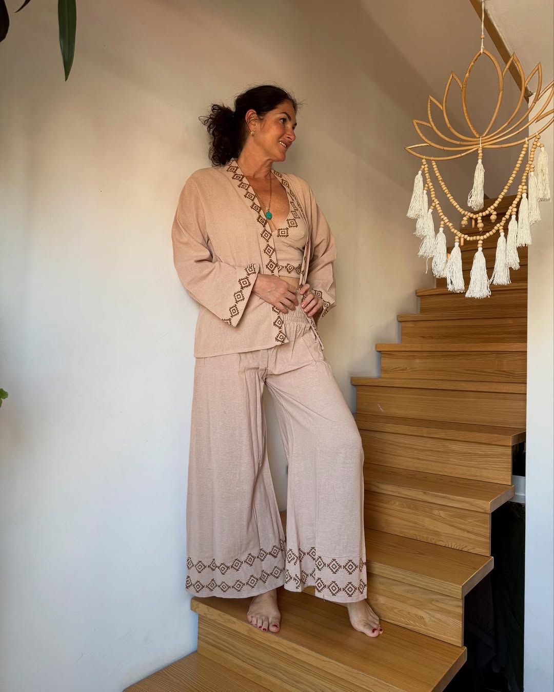 Костюм-трійка з Індії з натурального бавовни М’який, зручний, стильний Костюм-трійка з Індії з натурального бавовни М’який, зручний, стильний