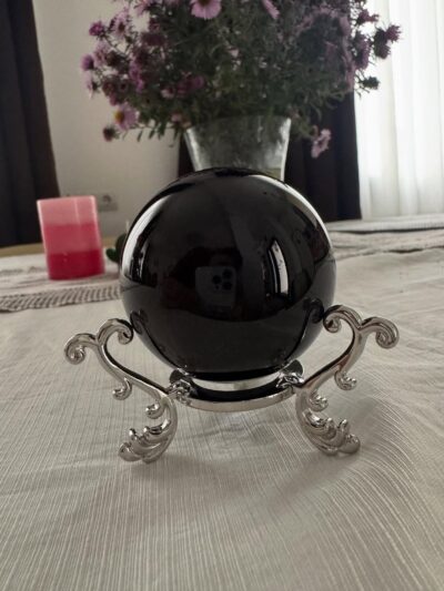 Куля з обсидіану з підставкою Куля з обсидіану з підставкою