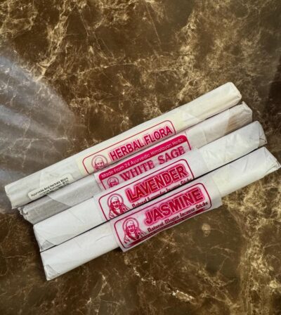 Палички з аюрведичних рослин