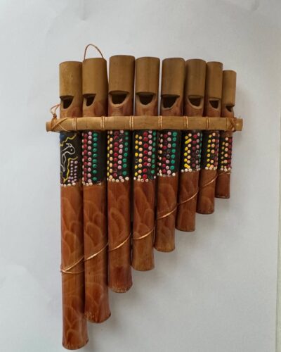 Пан-флейта бамбукова, декорована (Індонезія) Пан-флейта бамбукова, декорована (Індонезія)