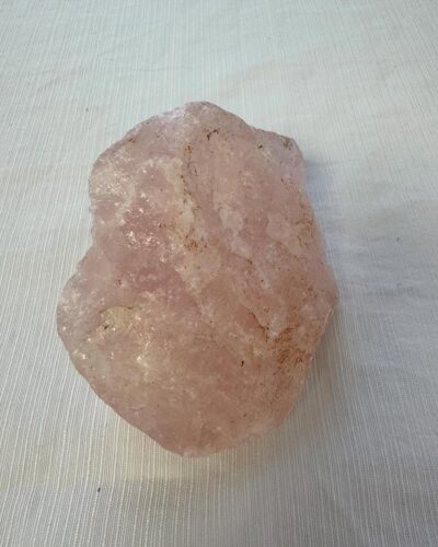 Рожевий кварц – камінь любові та гармонії