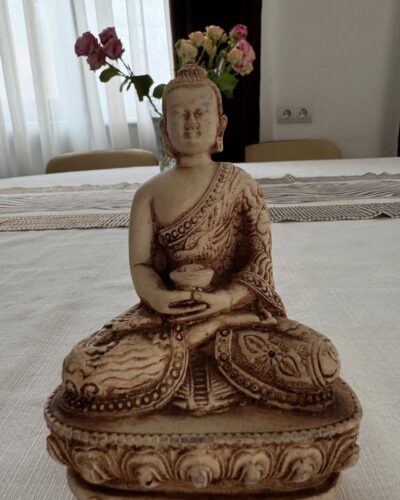 Статуетка Будди