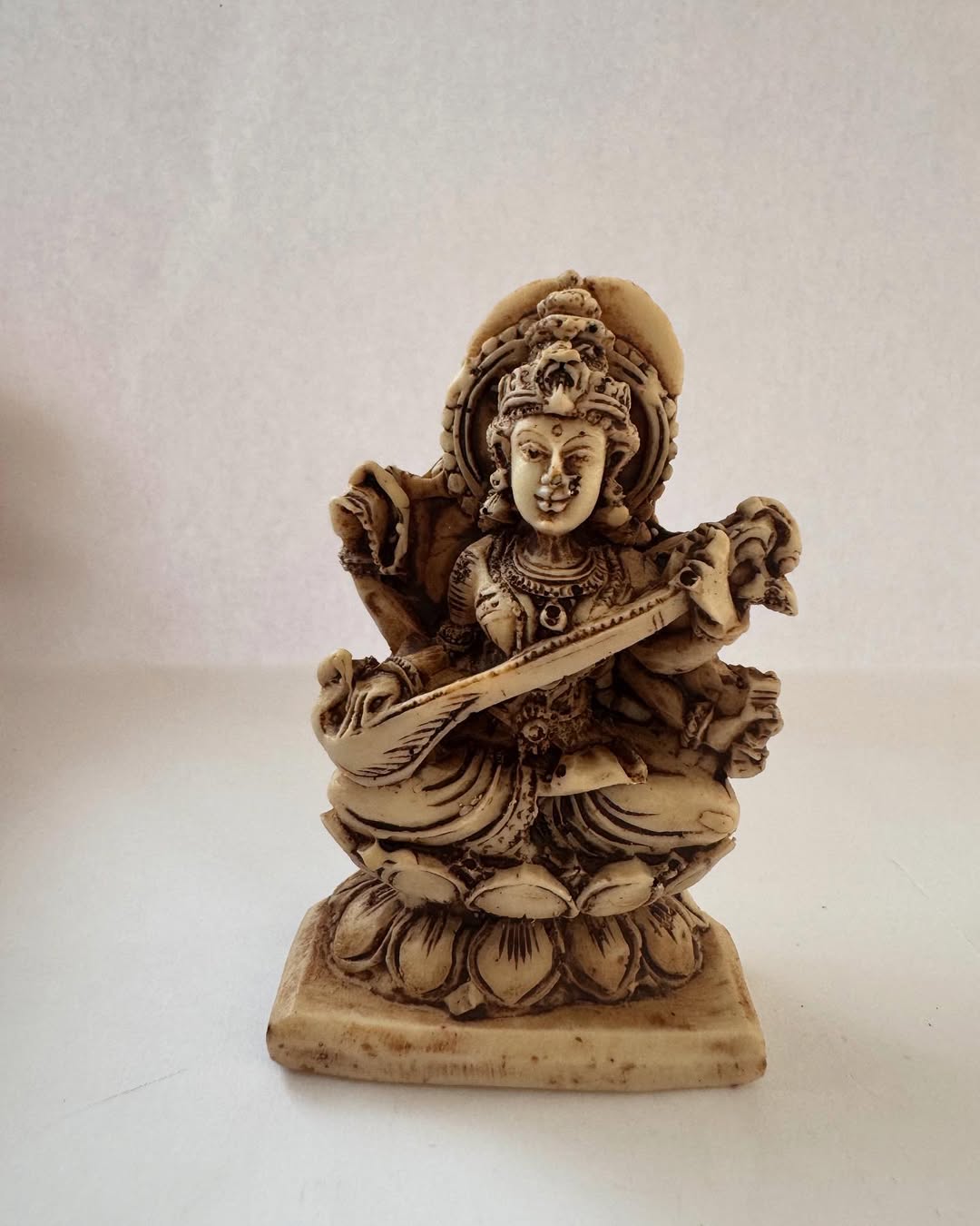 Статуетки індійських божеств Статуетки індійських божеств