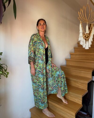 Стильні халати з Індії в стилі бохо — легкі, яскраві, вільні